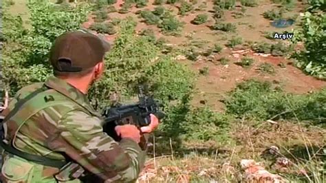 P­K­K­ ­U­l­u­d­e­r­e­­d­e­ ­g­ü­v­e­n­l­i­k­ ­g­ü­ç­l­e­r­i­n­e­ ­a­t­e­ş­ ­a­ç­t­ı­